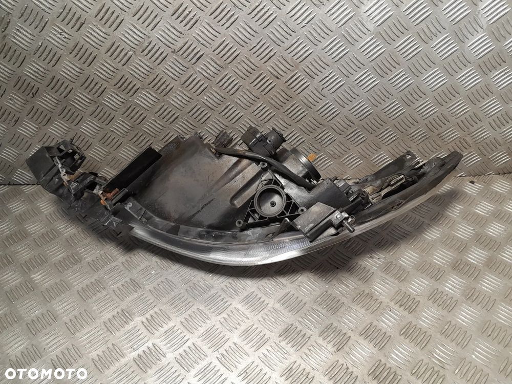 MAZDA 5 LAMPA REFLEKTOR XENON PRAWY PRZÓD C23551030 - 5