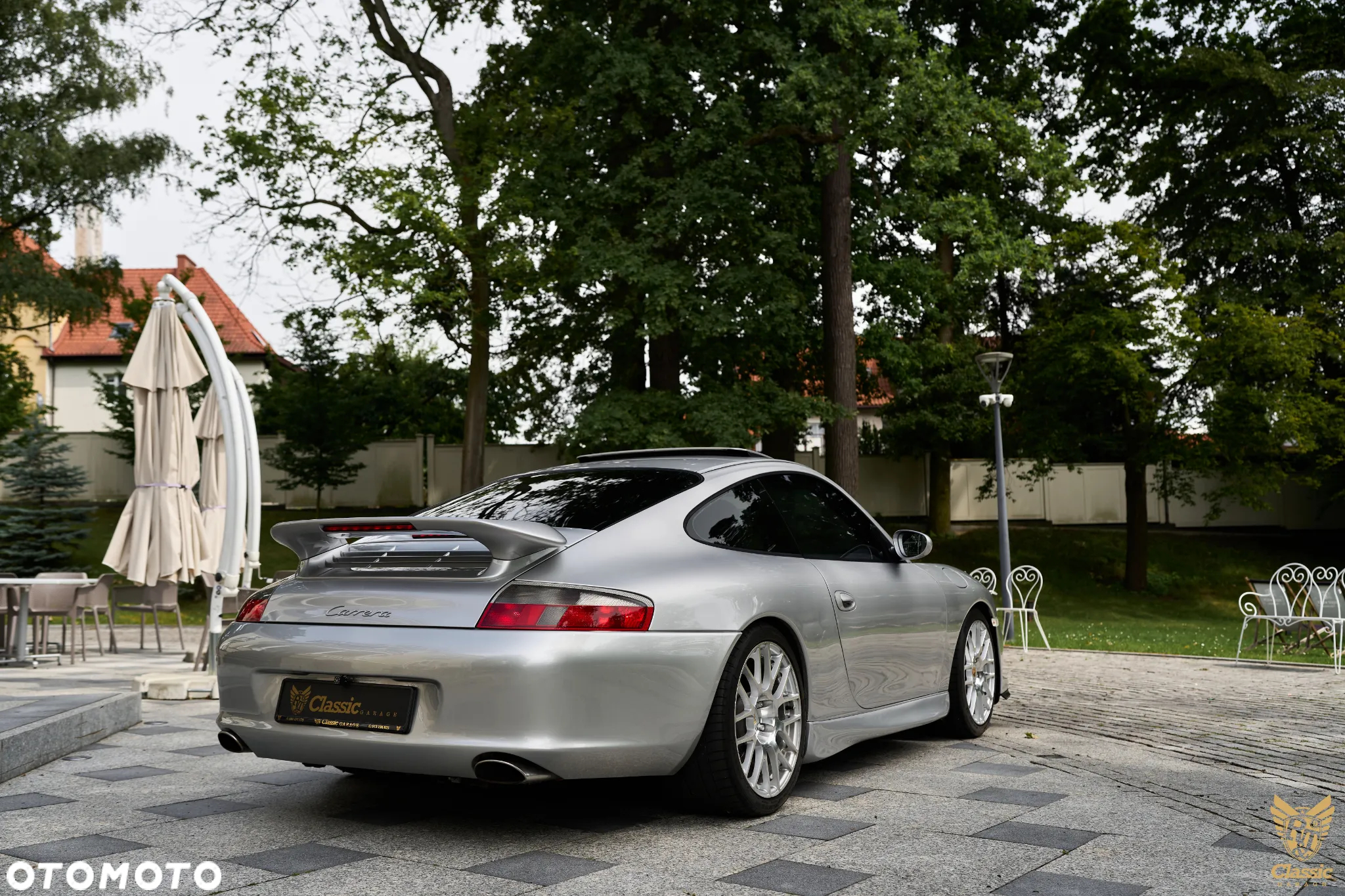 Porsche 911 Carrera - 6