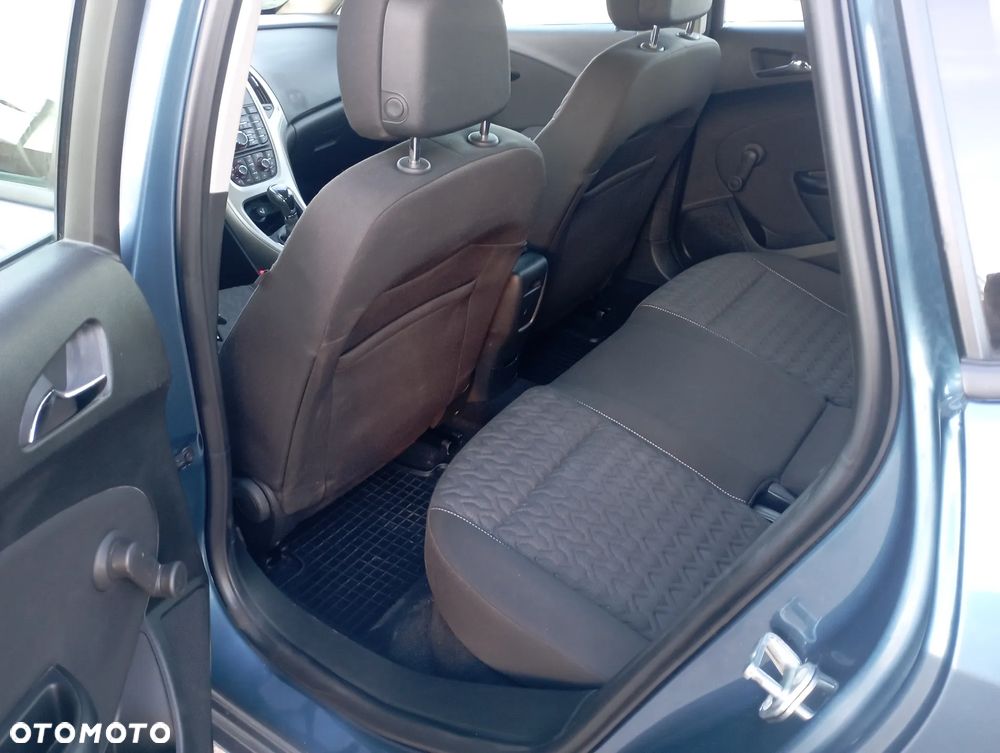 Opel Astra 1.4 Turbo - 10