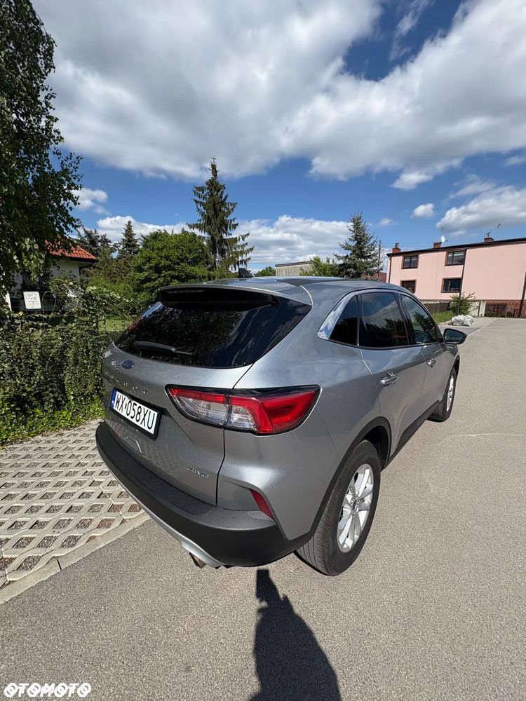 Ford Kuga - 8