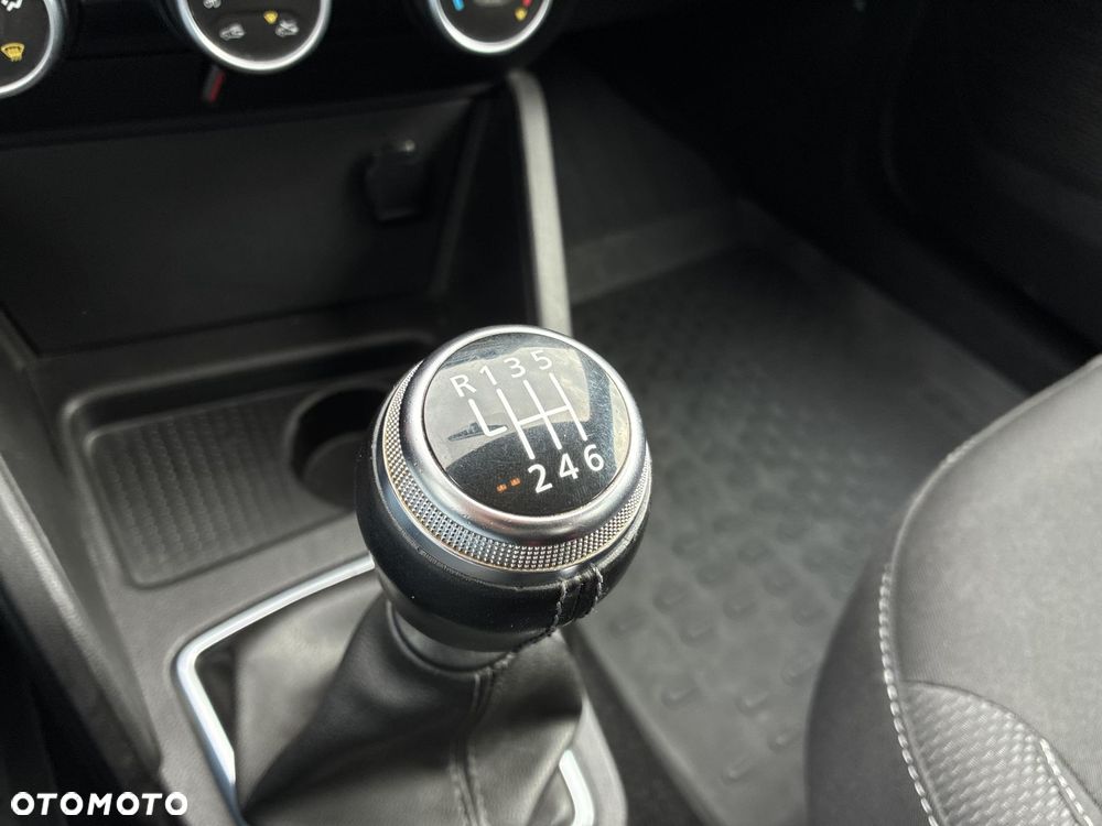 Dacia Duster 1.3 TCe FAP Comfort - 23