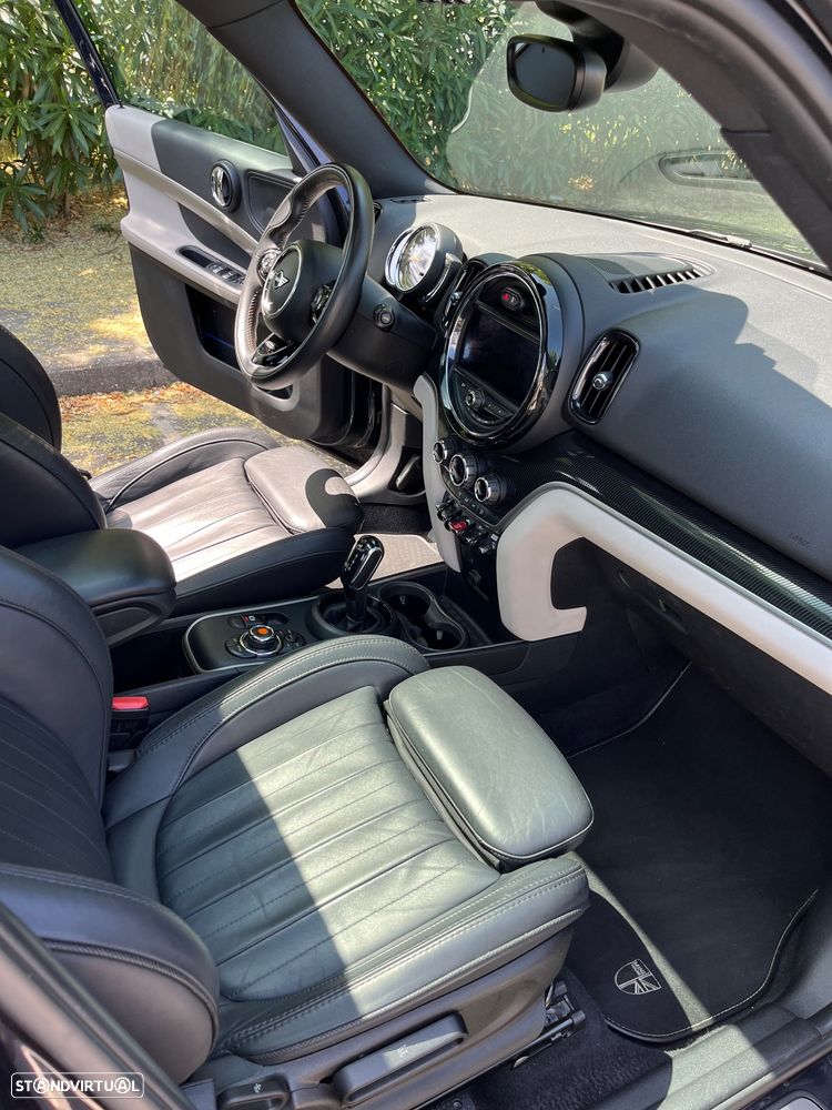 MINI Countryman Cooper D Premium Yours Auto - 24