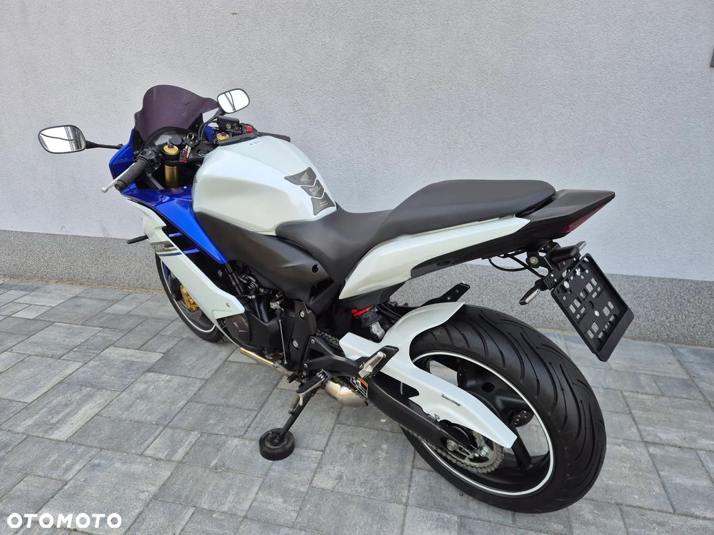 Honda CBR - 10