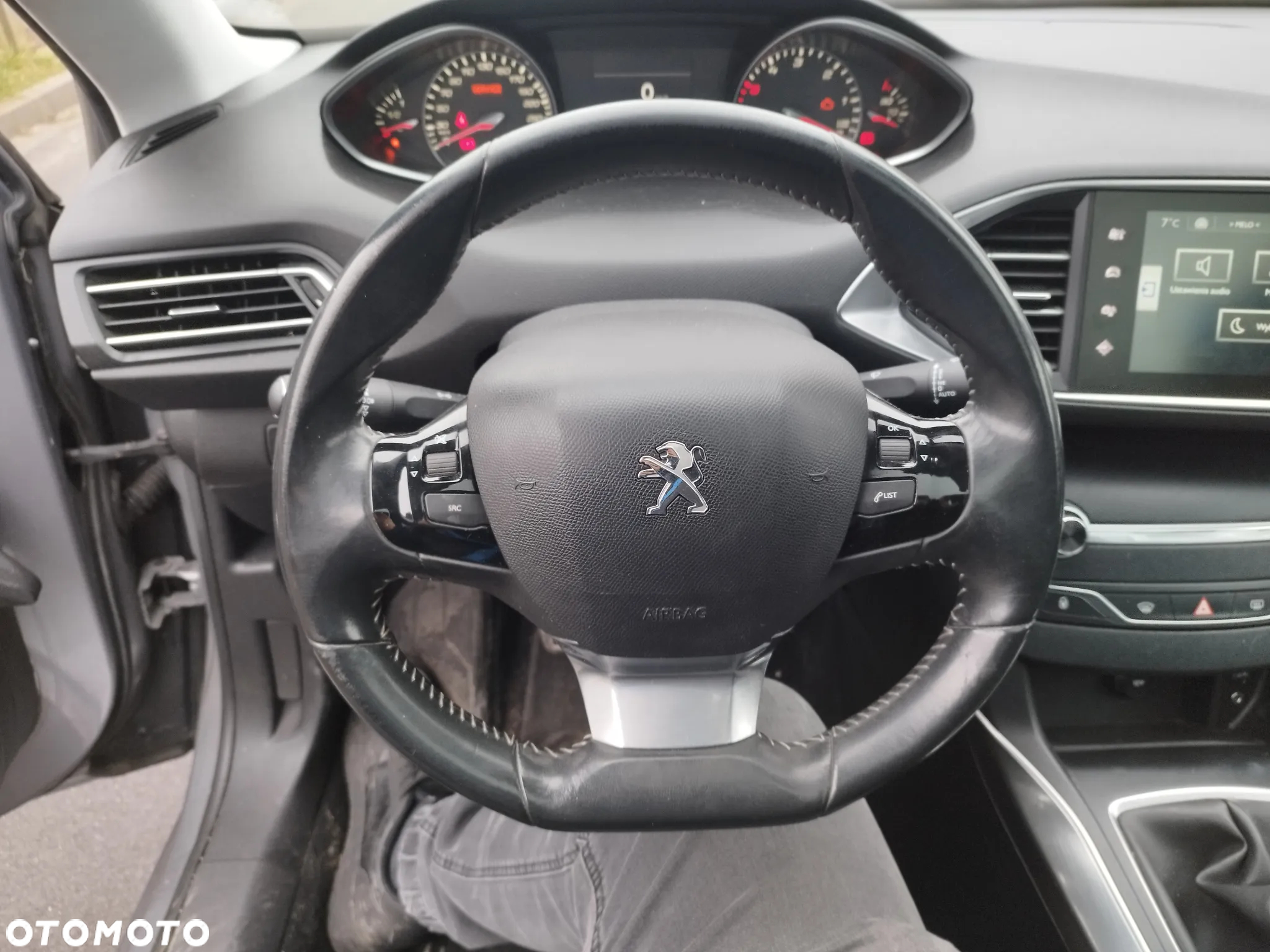 Peugeot 308 BlueHDi FAP 150 Stop & Start Allure - 17