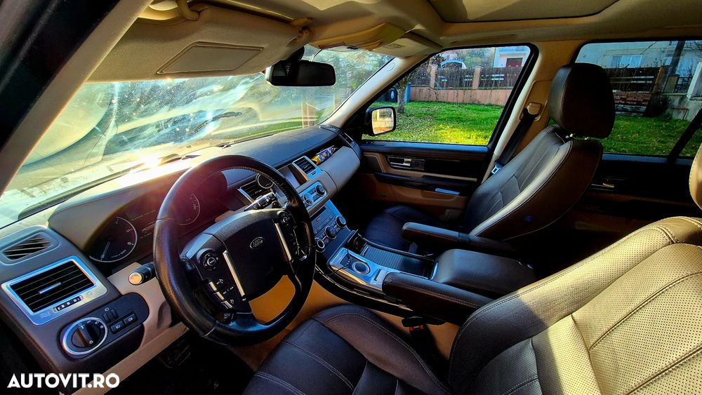 Land Rover Range Rover Sport 3.0 SDV6 HSE - 12