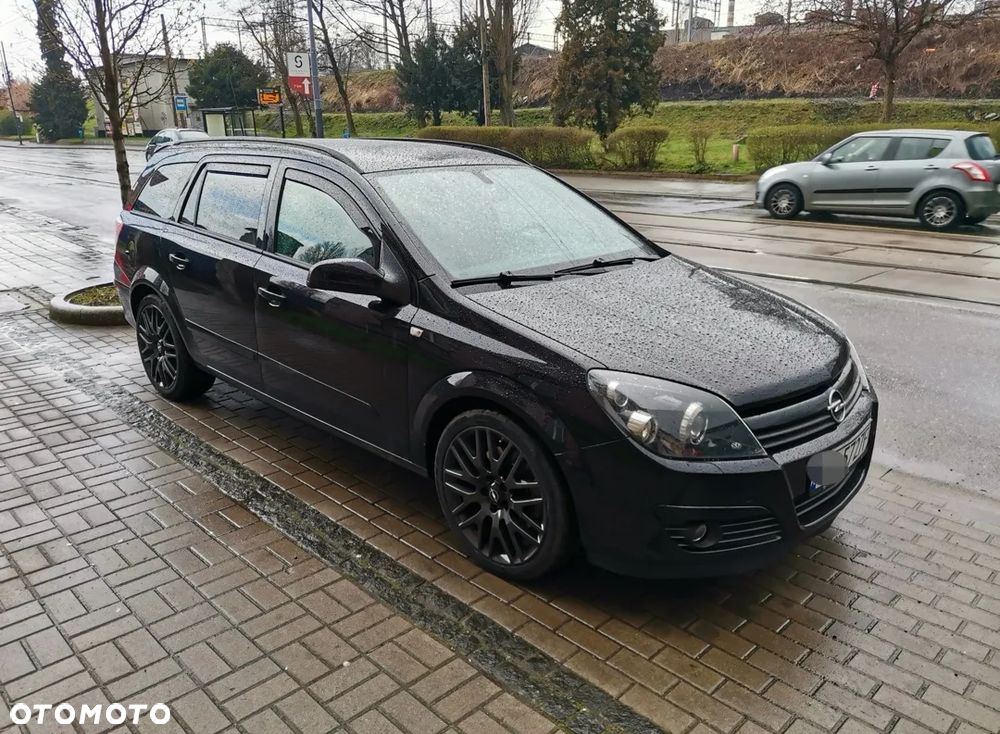 Opel Astra 1.9 CDTI Cosmo - 1