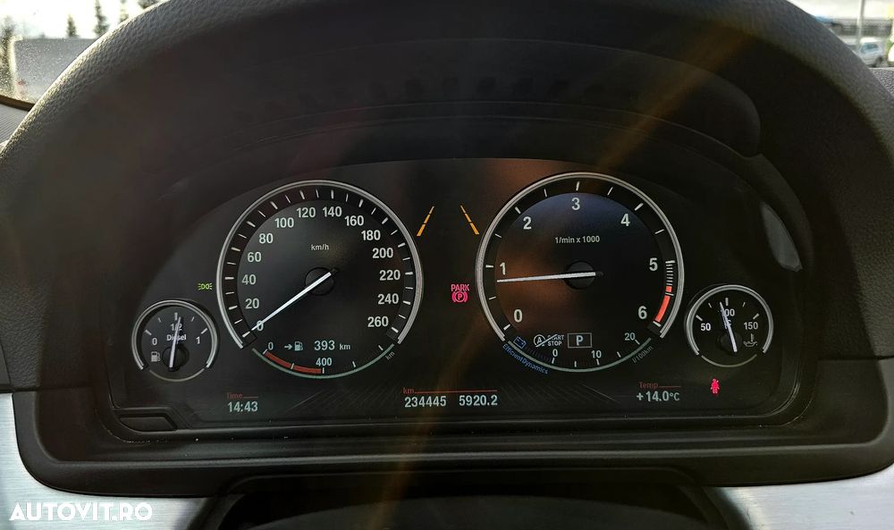 BMW Seria 5 520d Touring Aut. - 8