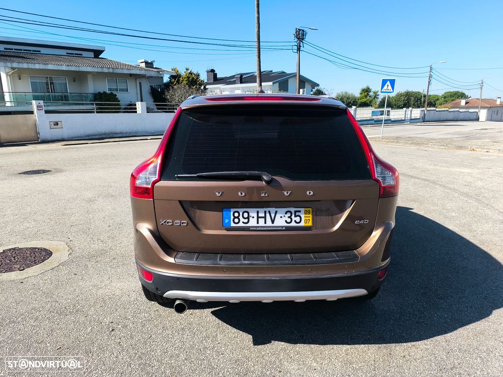 Volvo XC 60 2.4 D Drive Summum - 4