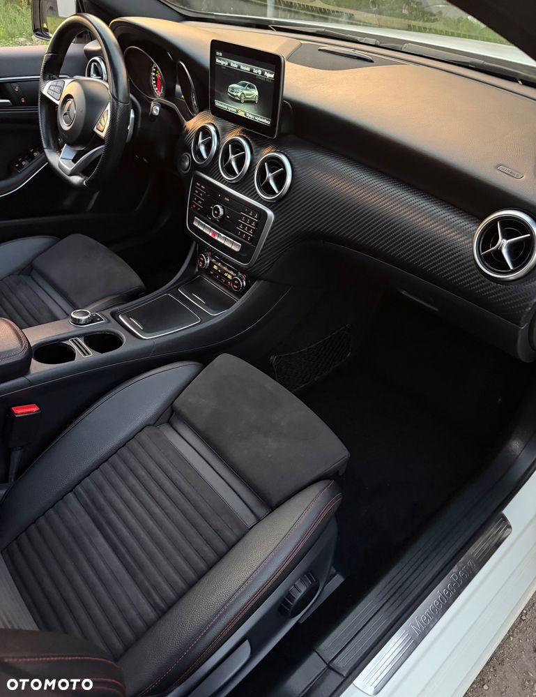 Mercedes-Benz Klasa A 180 7G-DCT AMG Line - 38