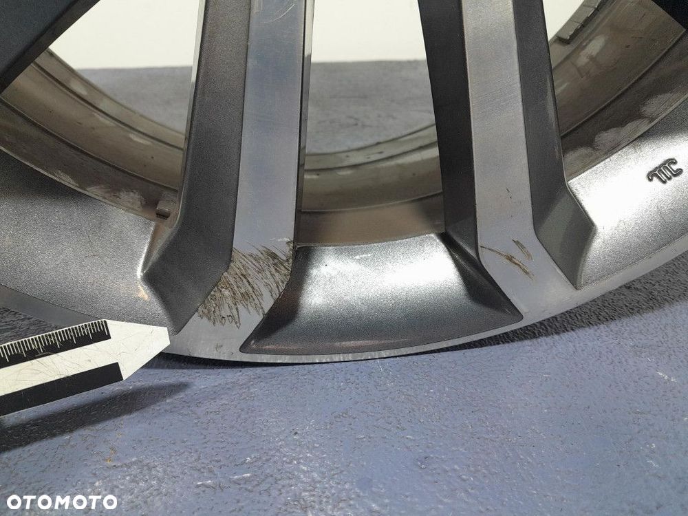 SKODA OCTAVIA III LIFT FELGI ALUMINIOWE 7JX17 ET 49 5X112 5E0601025BQ - 7