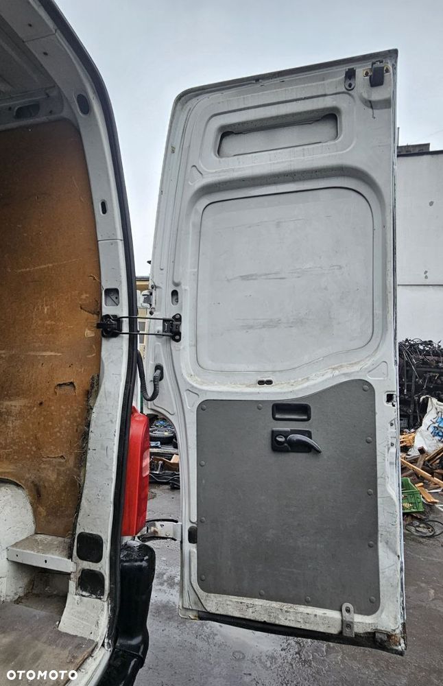 Renault Master II  (lak. 0389) pojazd na części: maska, zderzak, drzwi, szyby, lusterka, chłodnica - 27