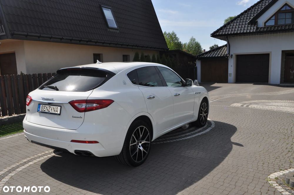 Maserati Levante S Q4 GranLusso - 17