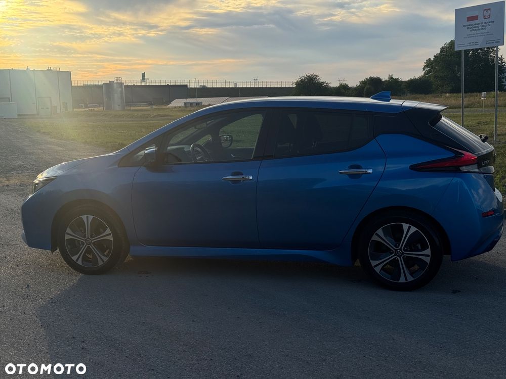 Nissan Leaf - 5