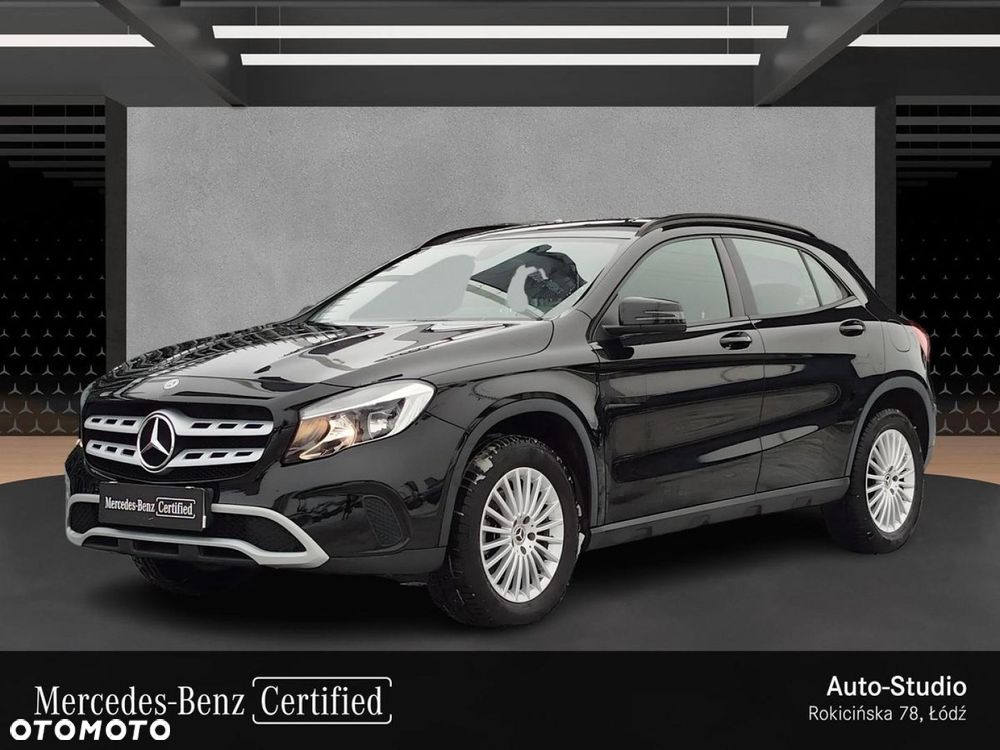 Mercedes-Benz GLA - 3