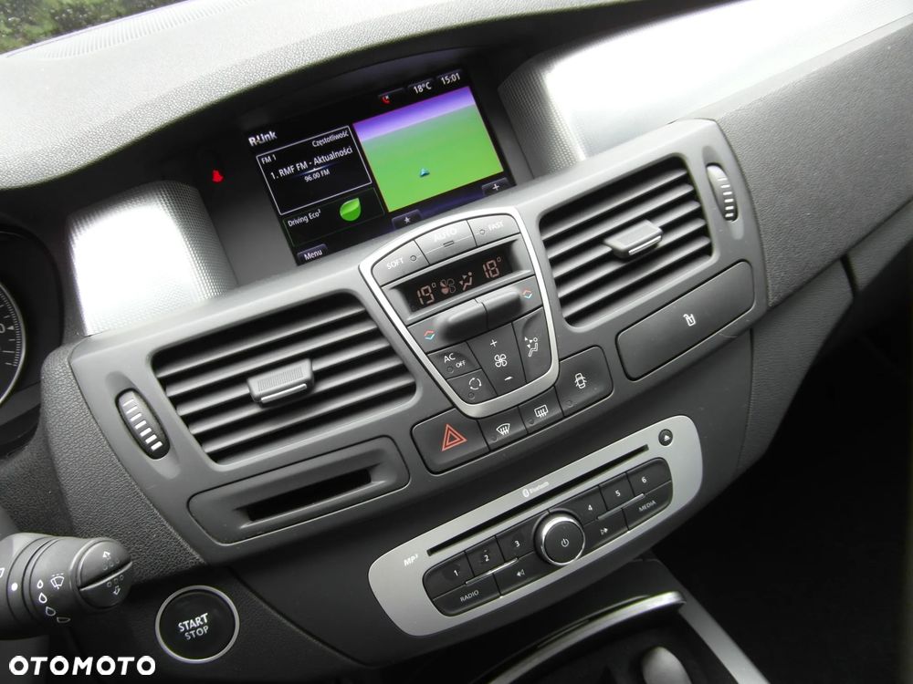 Renault Laguna ENERGY dCi 175 FAP Start & Stop GT - 26