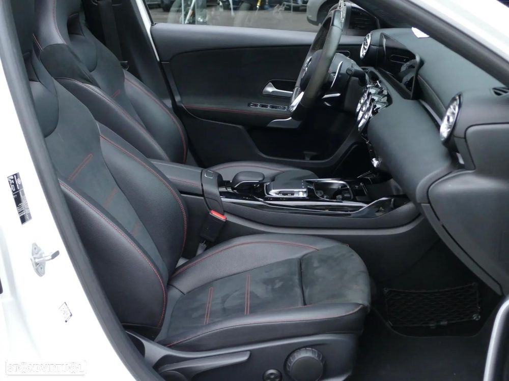 Mercedes-Benz A 35 AMG 4Matic - 32