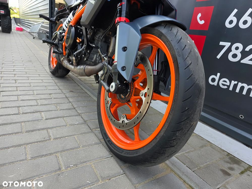 KTM Duke 390 - 25
