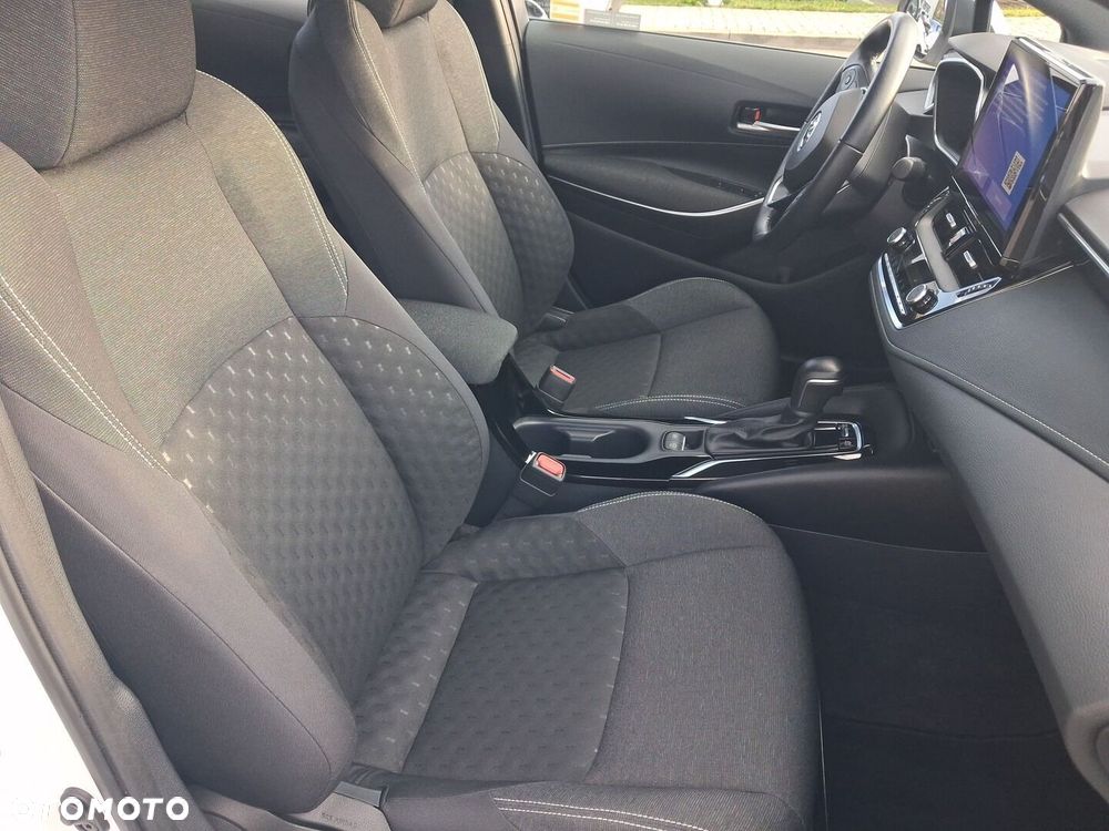 Toyota Corolla 1.8 Hybrid Comfort - 16