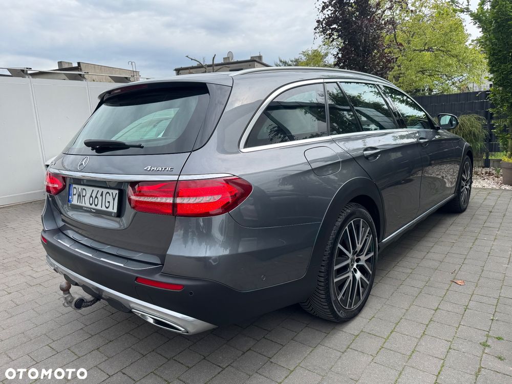 Mercedes-Benz Klasa E - 7
