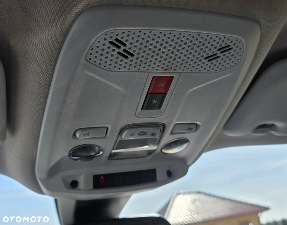 Peugeot 2008 1.5 BlueHDi Allure Pack S&S EAT8 - 21