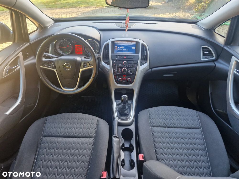 Opel Astra - 25