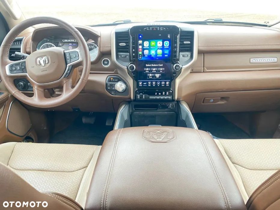 RAM 1500 5.7 Crew Cab Laramie - 6