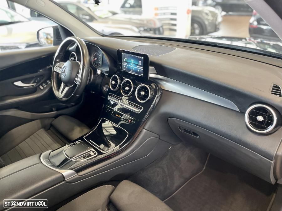 Mercedes-Benz GLC 300 e 4Matic - 26