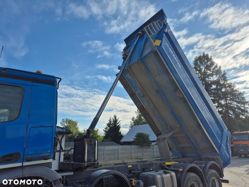 Mercedes-Benz Arocs - 5