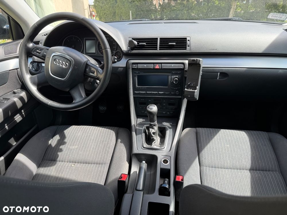 Audi A4 Limousine 2.0 TDI - 9