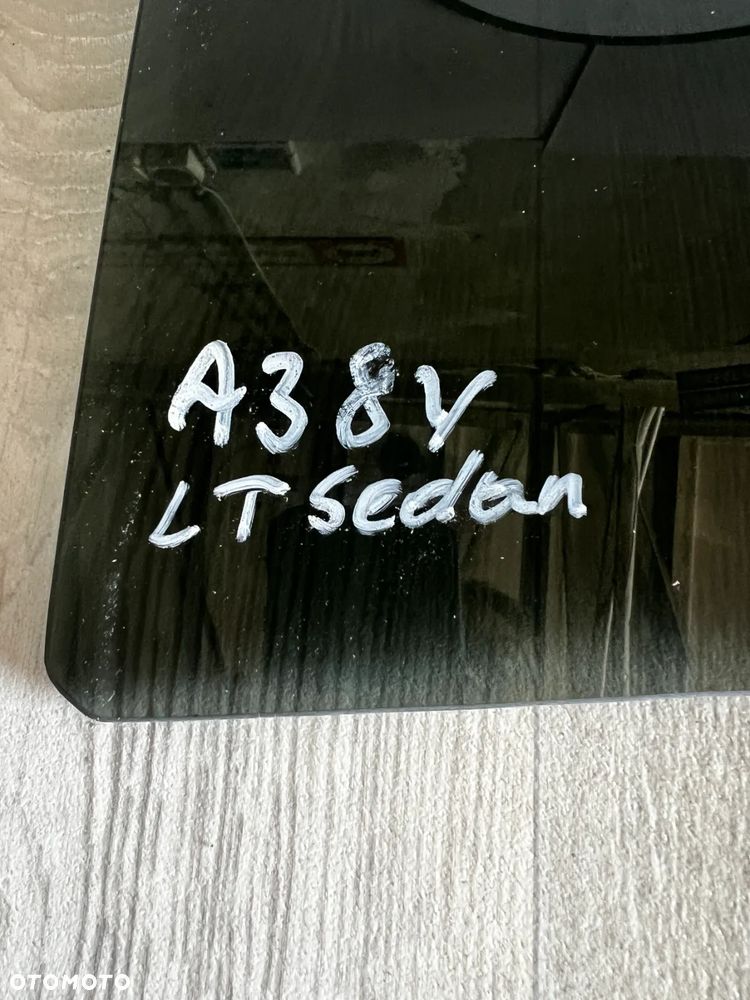 AUDI A3 8Y SEDAN SZYBA LEWA LEWY TYŁ 8Y5845205 A 24R - 2