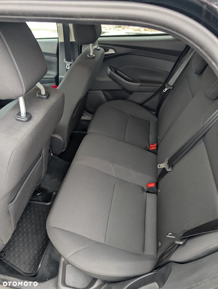 Ford Focus - 10