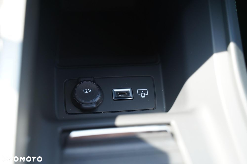 Peugeot 308 1.2 mHEV GT S&S e-DCS6 - 19