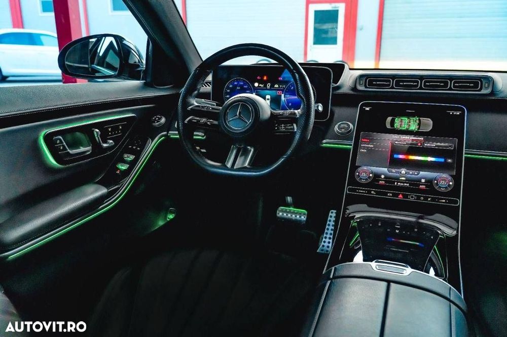 Mercedes-Benz S - 12