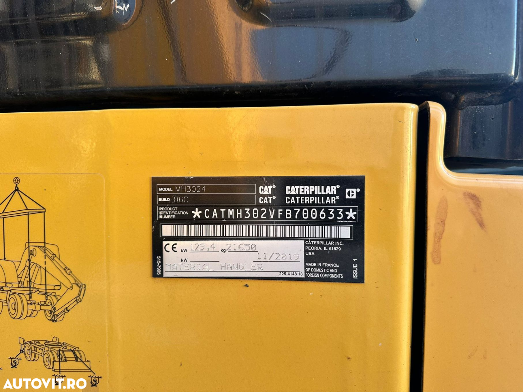 Cat M 3024 Excavator pe Roti - 12