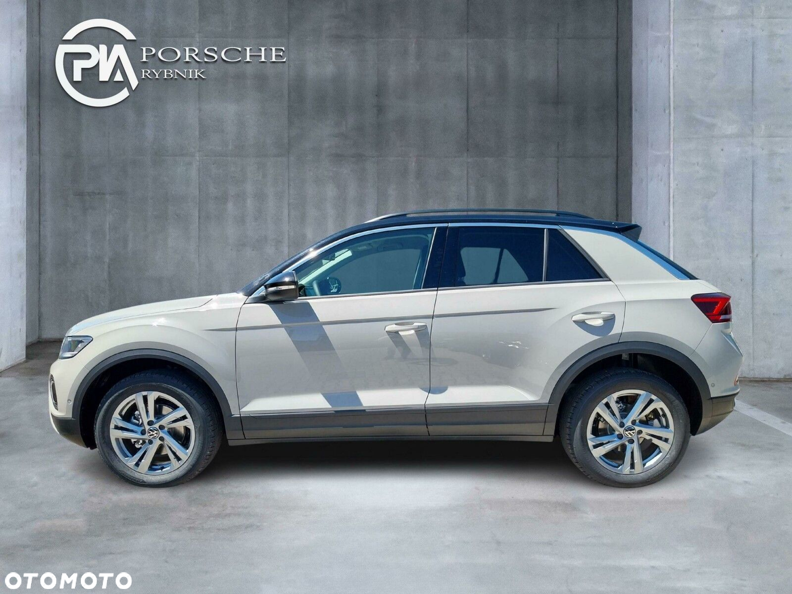 Volkswagen T-Roc - 2
