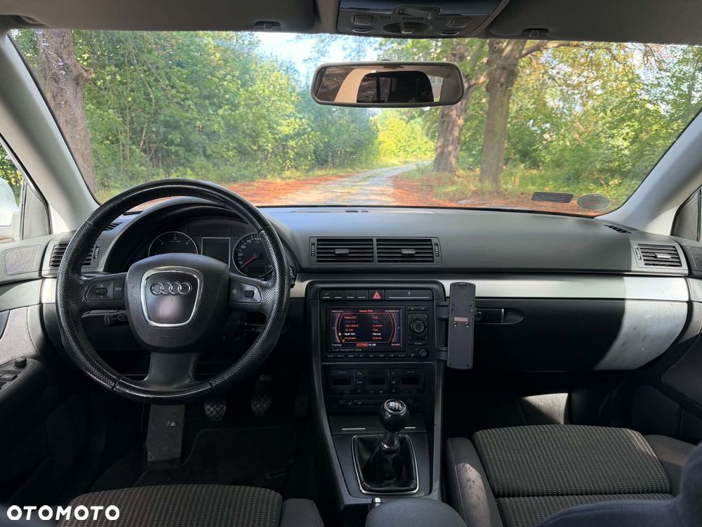 Audi A4 Avant 2.0 TDI - 6