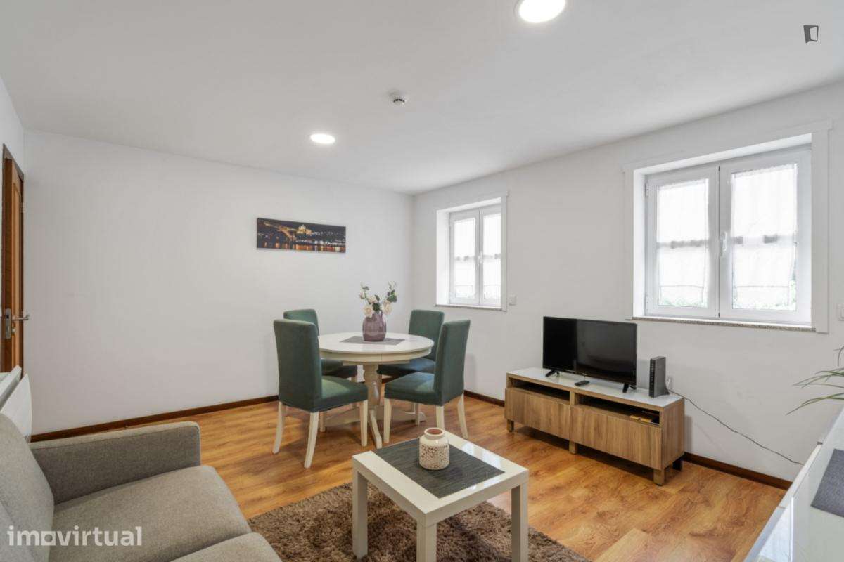 Apartamento com 2 quartos - localizado em Sé de Braga e São Lázaro... - Grande imagem: 2/16