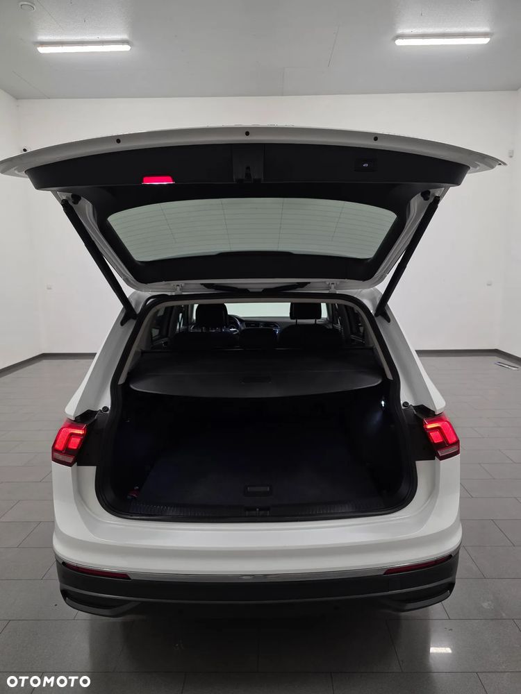 Volkswagen Tiguan Allspace - 38