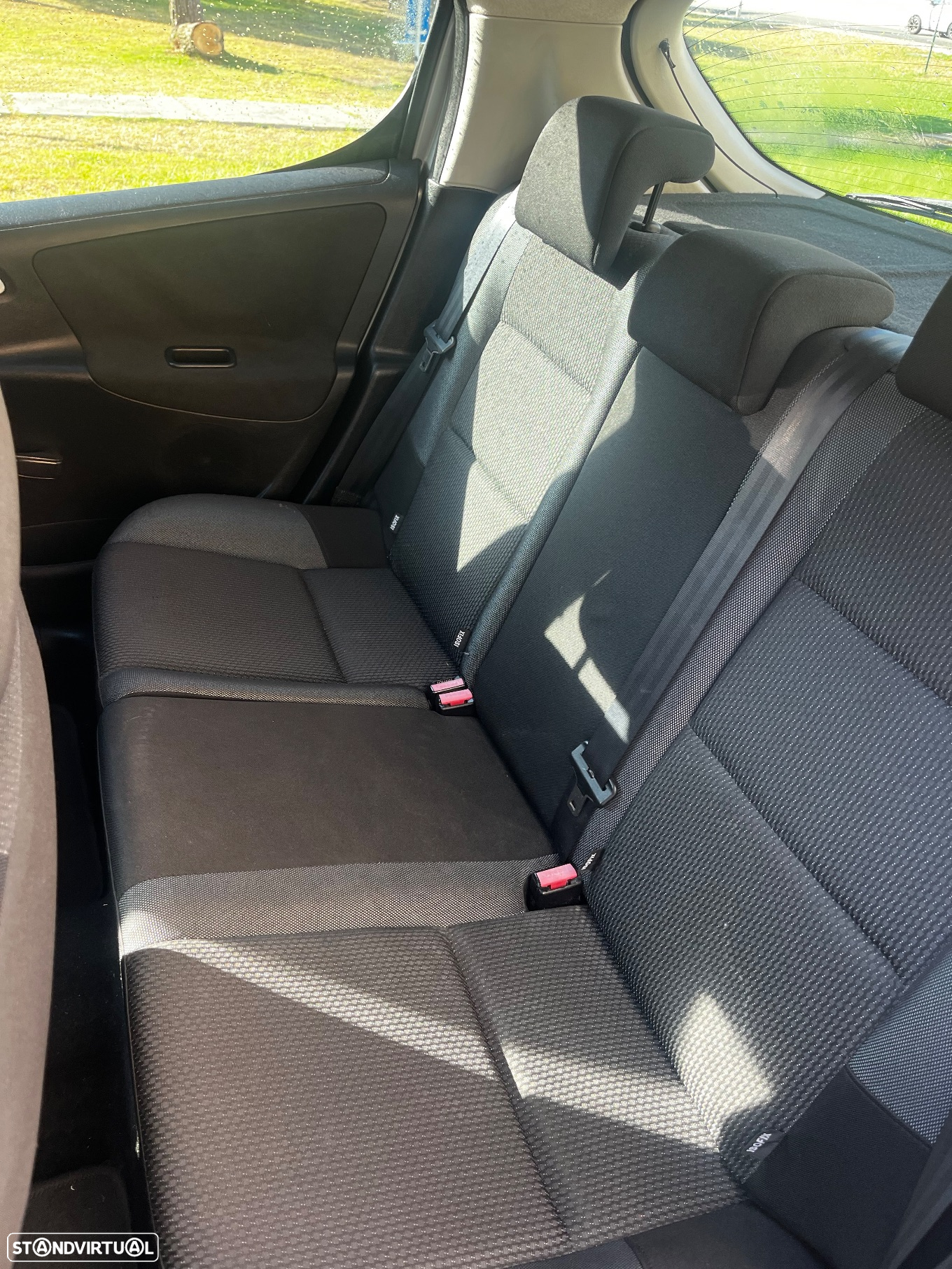 Peugeot 207 1.4 HDi Premium - 14