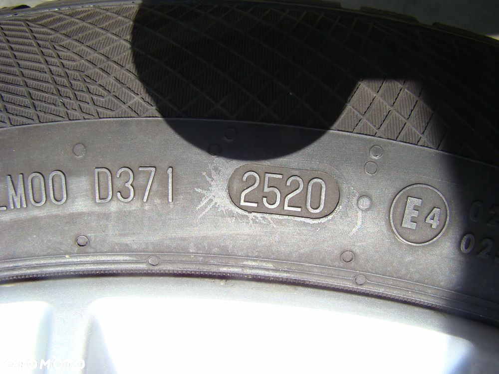 a96 5x120 VW Transporter Caravelle Multivan T5 T6 7jx17 opony zima - 11