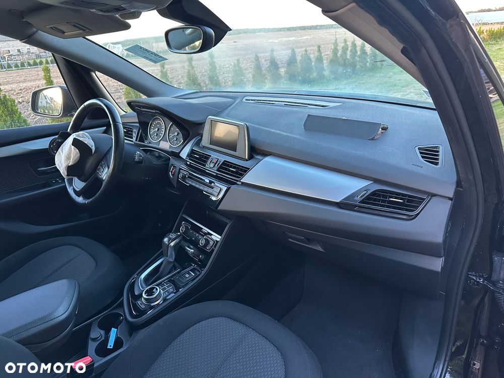 BMW Seria 2 216d Active Tourer Sport Line - 13