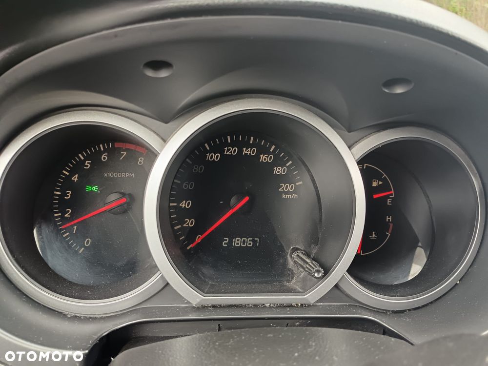 Suzuki Grand Vitara 2.0 - 5