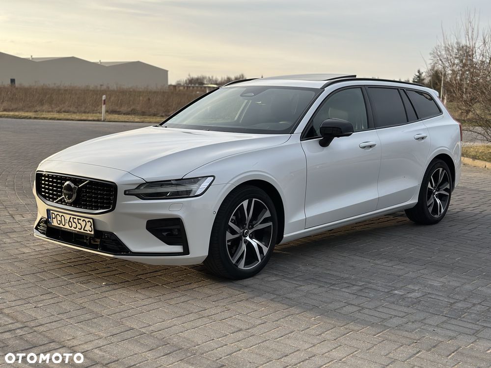 Volvo V60 B4 B DKG Plus Dark - 21