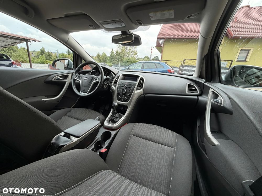 Opel Astra 1.4 Innovation - 22