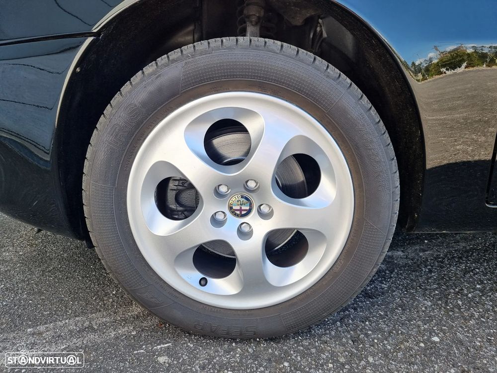 Alfa Romeo 147 1.9 JTD Distinctive - 6