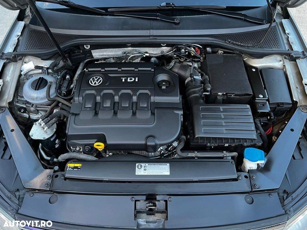 Volkswagen Passat - 31
