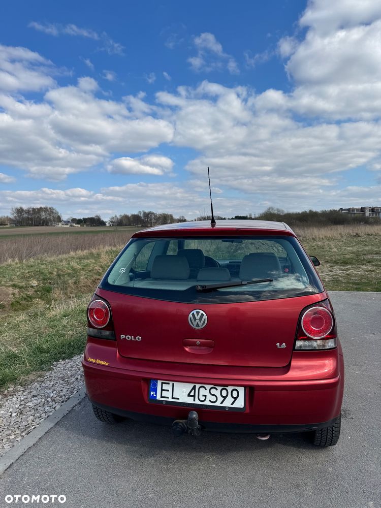 Volkswagen Polo 1.4 16V Comfortline - 6
