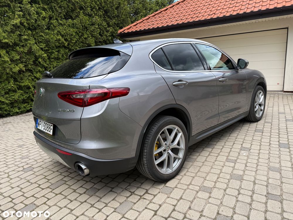 Alfa Romeo Stelvio 2.0 Turbo First Edition Q4 - 8
