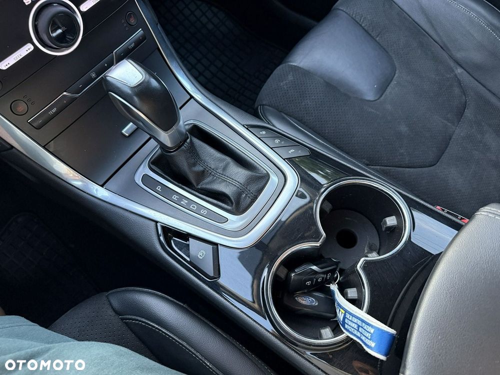 Ford Galaxy 2.0 TDCi Titanium PowerShift - 8