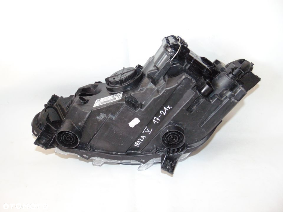Oryginalna lampa przednia przód prawa 6F1941006A Seat Ibiza 5 V , 17-21r Europa - 10